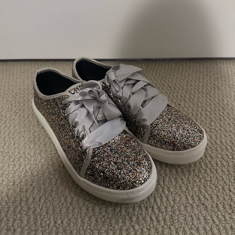 Dirty Laundry Glitter Low-Top Sneakers – Silver Multicolor Sparkle ,SatinLaces